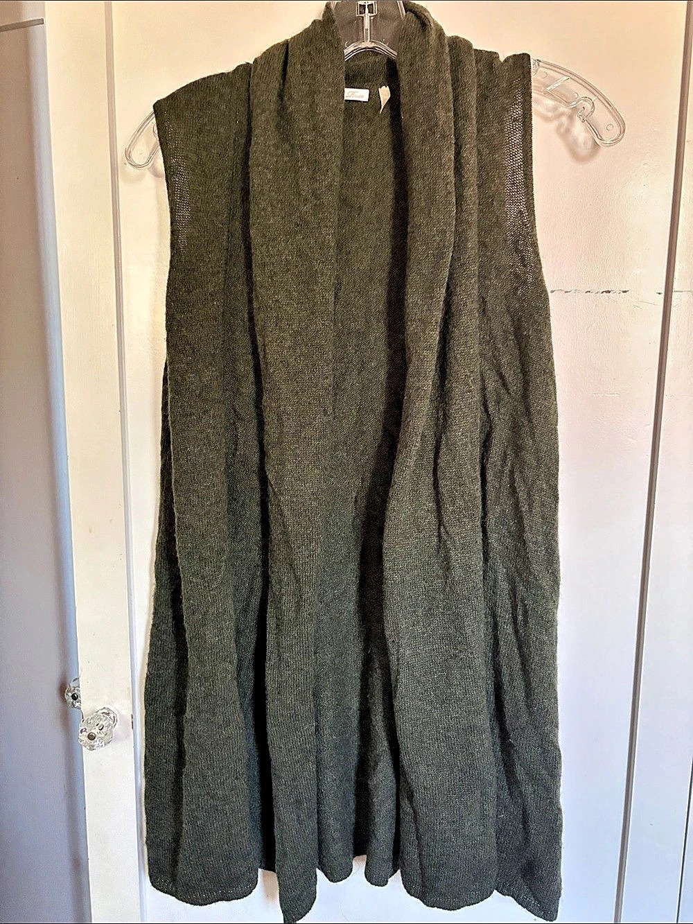 Minnie Roze Cashmere Cowl Neck Vest in Dk Heather olivre Size Small